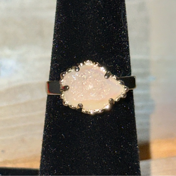 Kendra Scott Ring - Picture 4 of 5